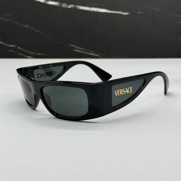 NEW MOD 4482 GB1/87 VERSACE BLACK SHIELD VE4482 GB187 UNISEX VERSACE SUNGLASSES - Picture 5 of 10